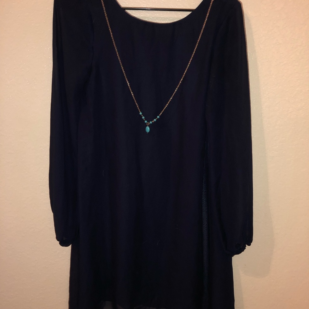 🆑⚡️Cute navy blue top with built in necklace